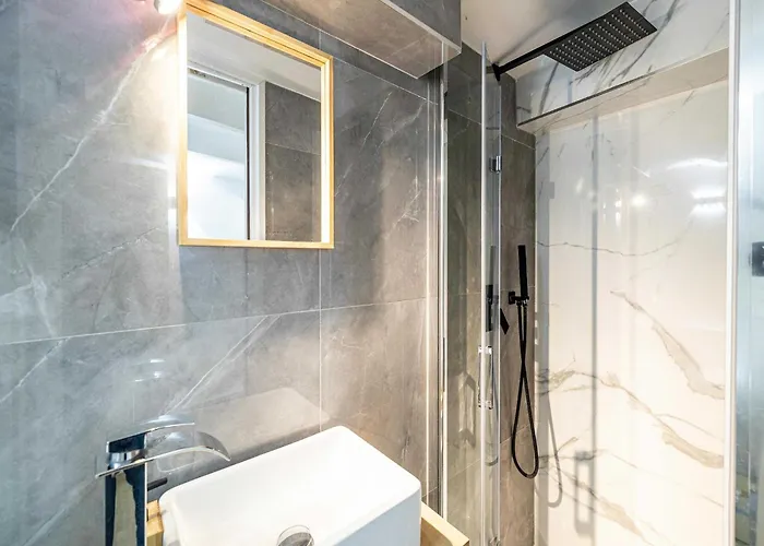 Modern A C 2br 8p - Appartement Cannes